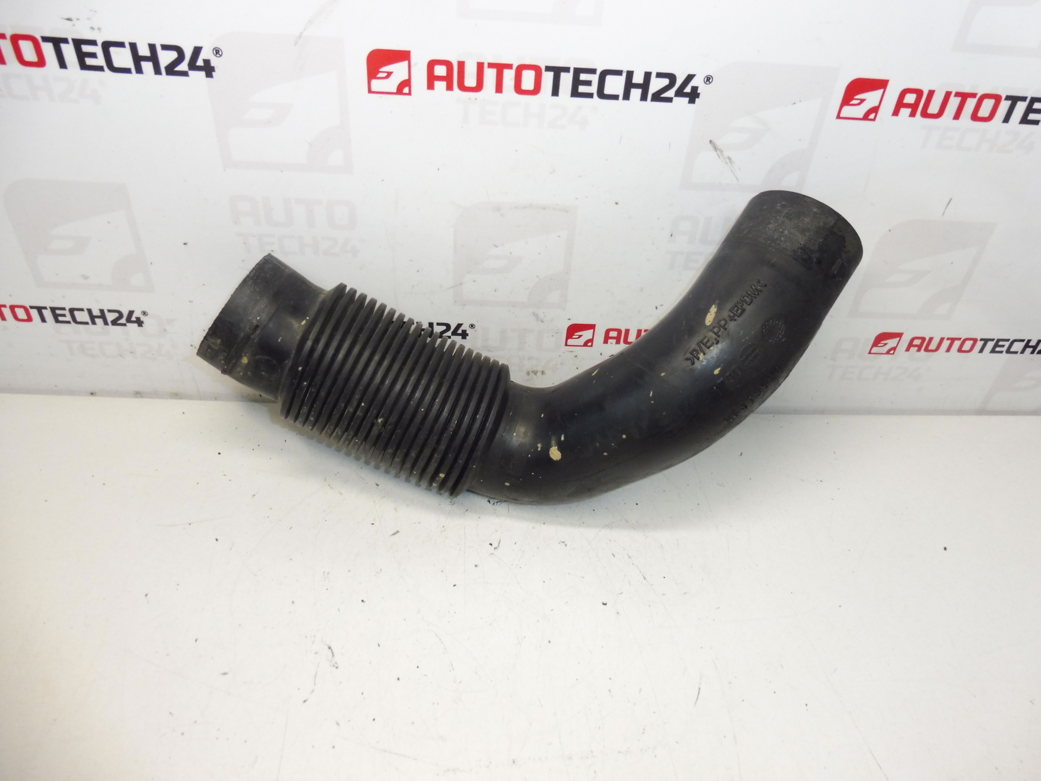 Bocal de admissão 1.6 HDI Citroën Peugeot 9647392480 143451