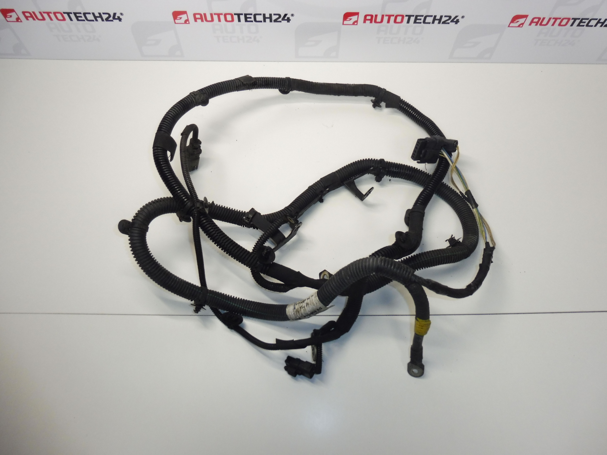 Cabo positivo da bateria Citroën Peugeot 1.6 HDI 9673369380 564635