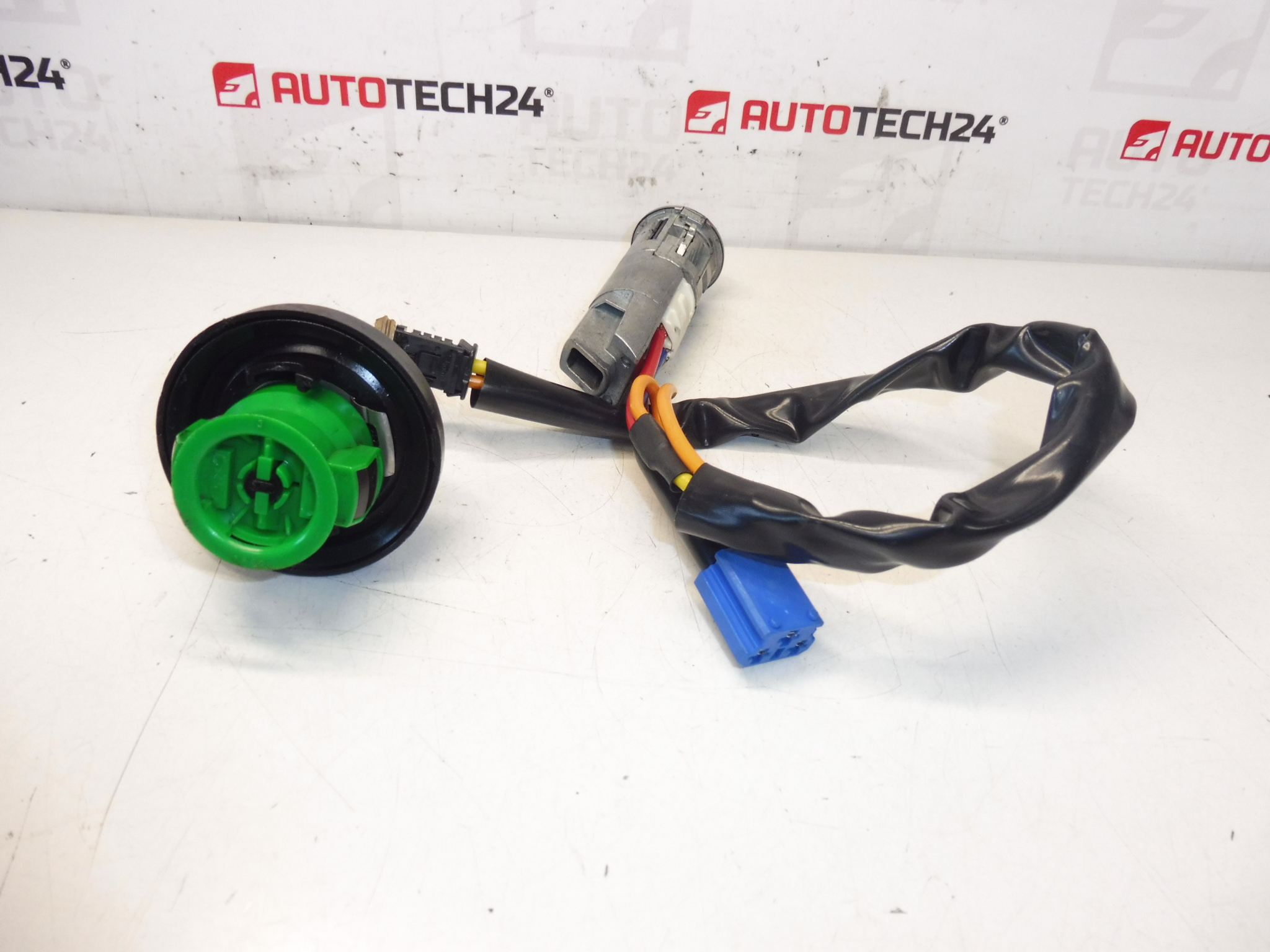 Caixa de distribuição 2 chaves Citroën Xsara Picasso 4162HK 4162CK - Image 2