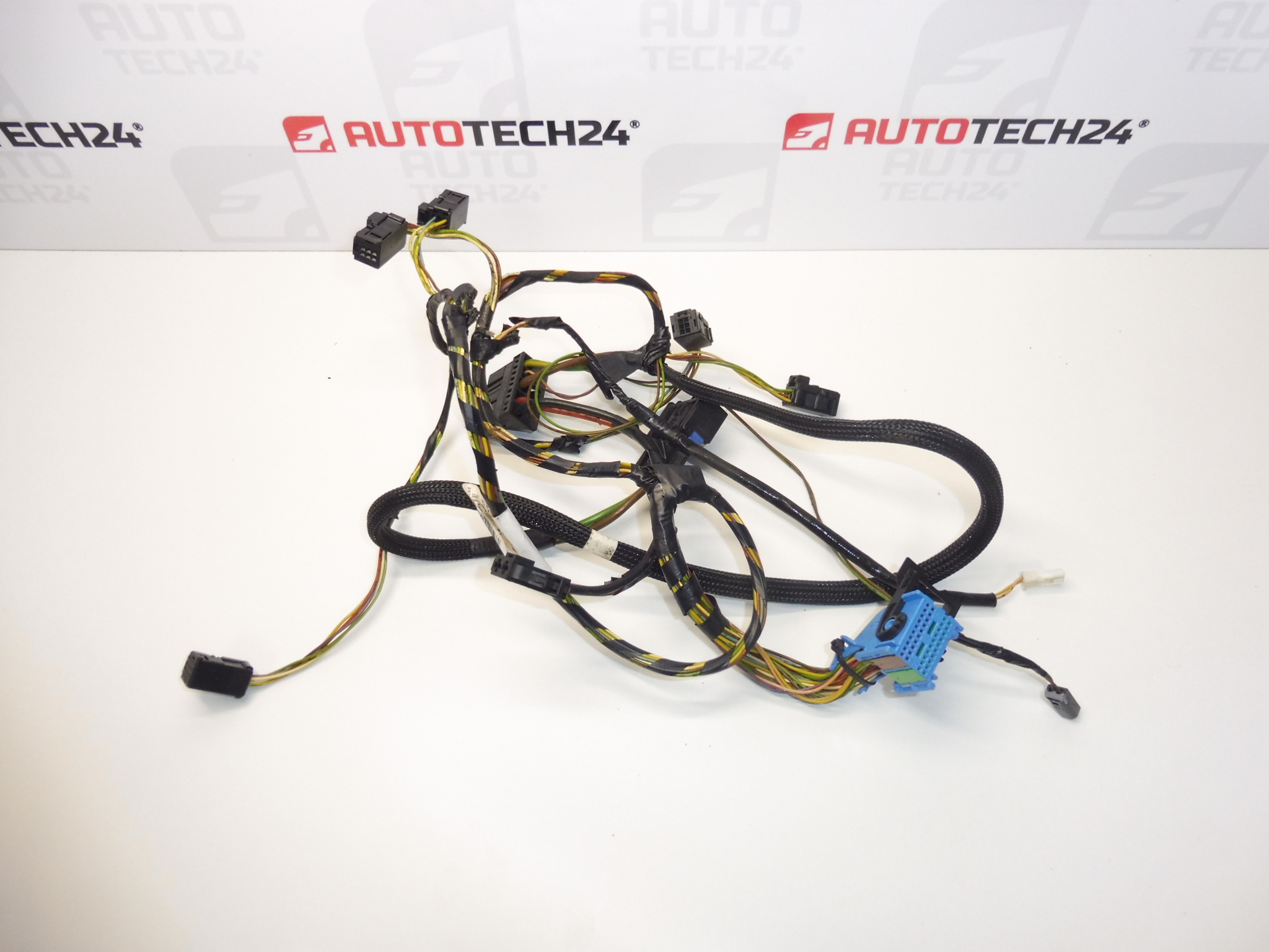 Chicote de ar condicionado Citroen C4 B7 T1008911F 6436N7