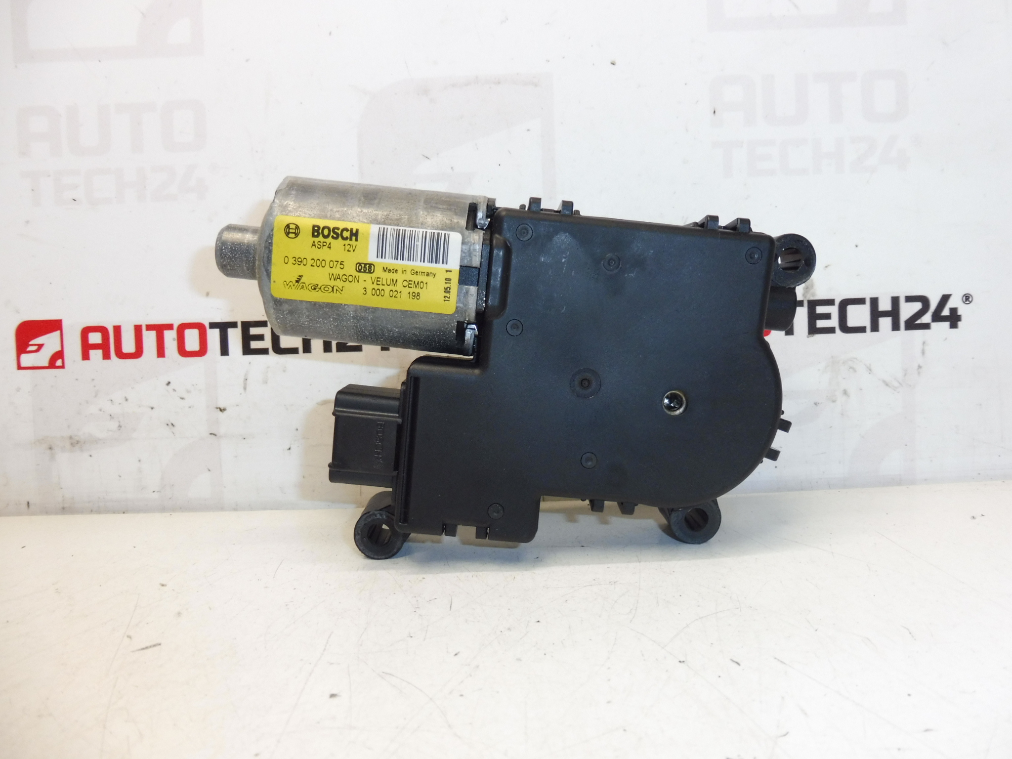Motor elétrico Bosch Peugeot 307 T7 0390200075 8401RR