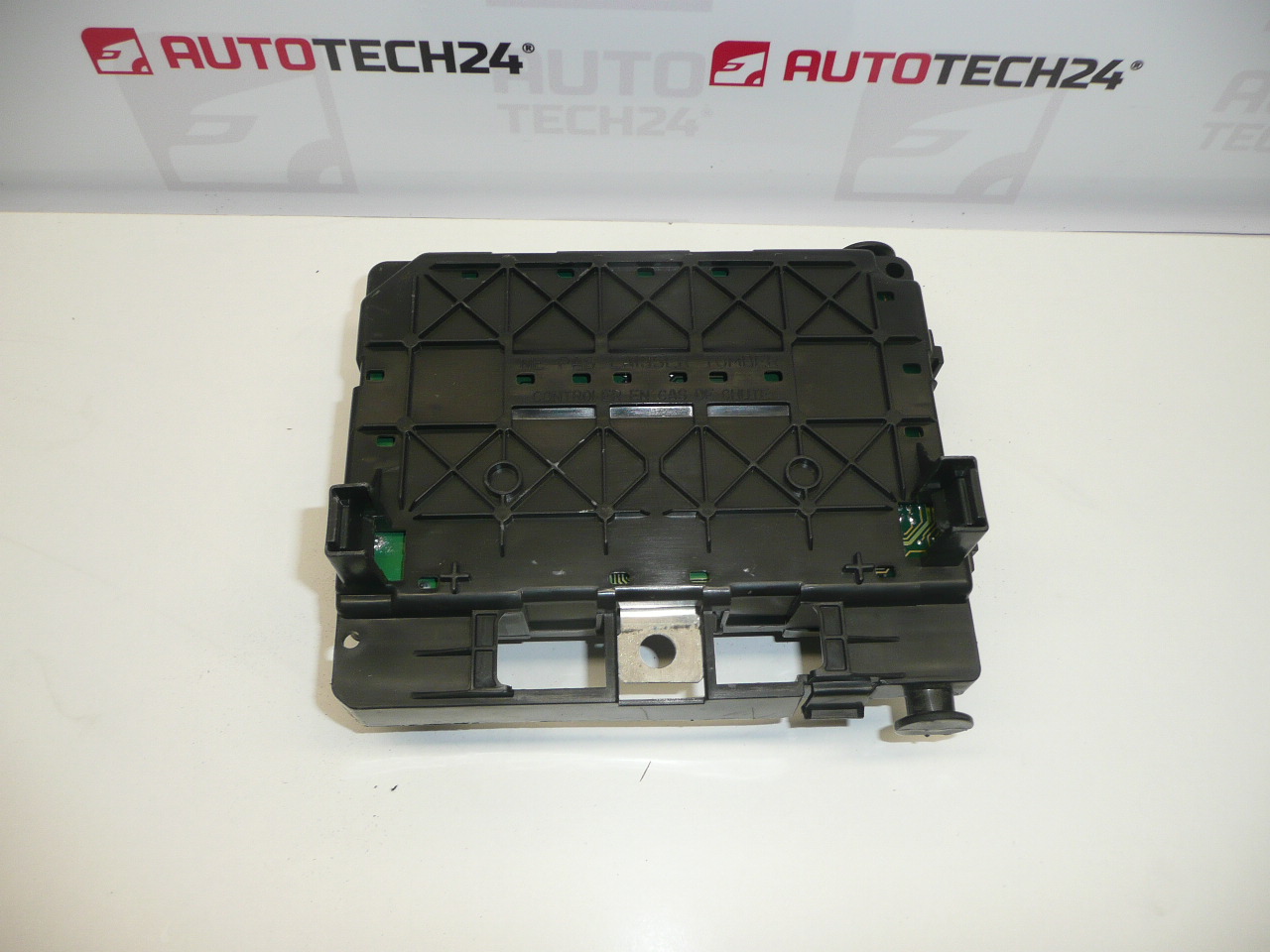 BSM B2 Siemens Citroën Peugeot 9643498980 (Caixa De Fusíveis E Relés)